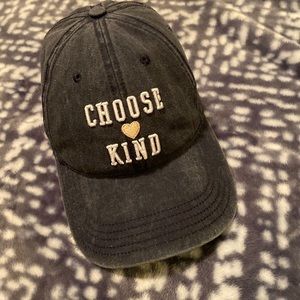 ‘Choose Kind’ grey hat.